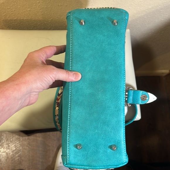 Turquoise studded, concealed shoulder bag - Picture 8 of 11